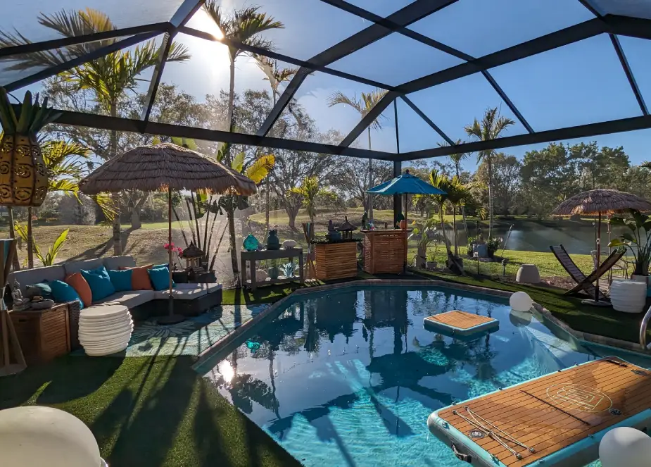 Glass Enclosure Builders in FL